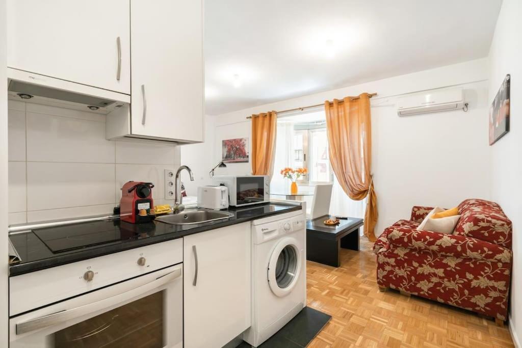 Studio Located In Puerta De Alcala - 2 Madrid Exteriör bild