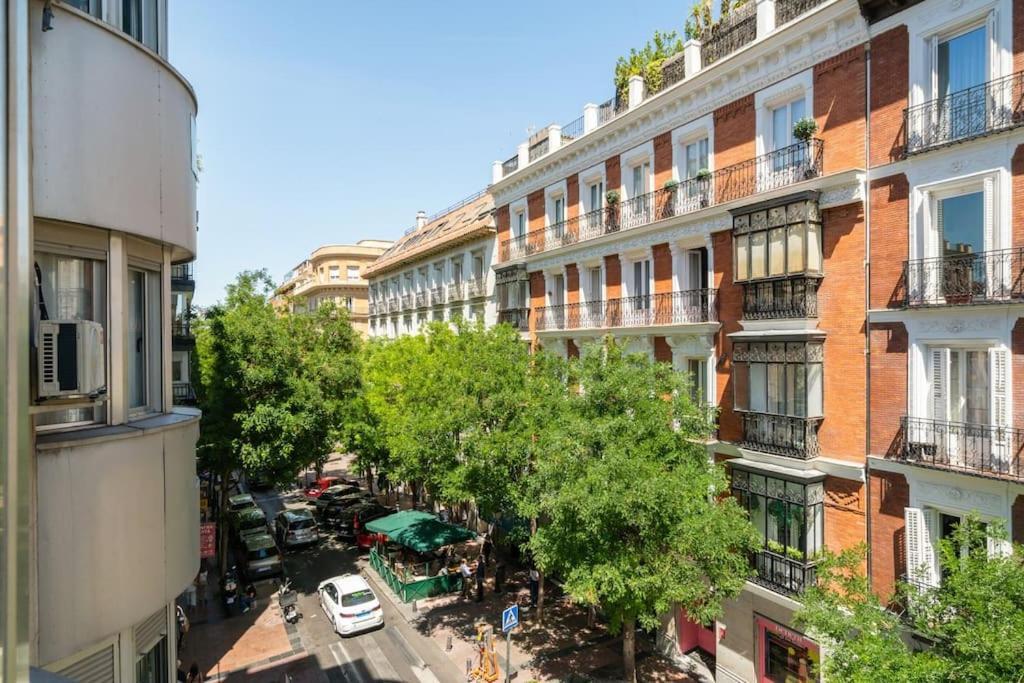 Studio Located In Puerta De Alcala - 2 Madrid Exteriör bild
