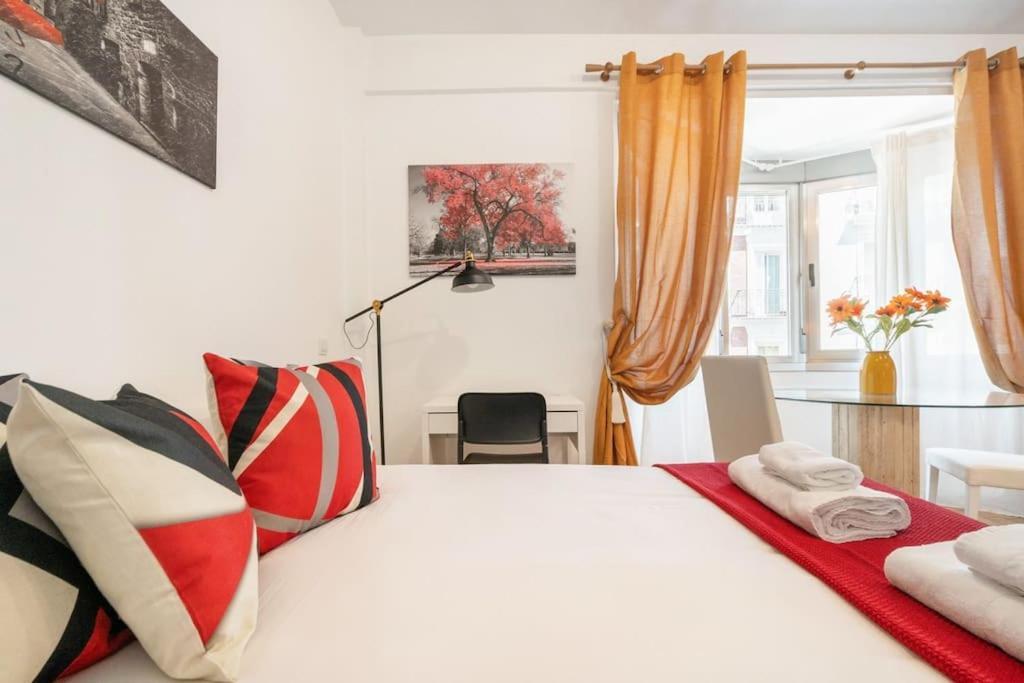 Studio Located In Puerta De Alcala - 2 Madrid Exteriör bild